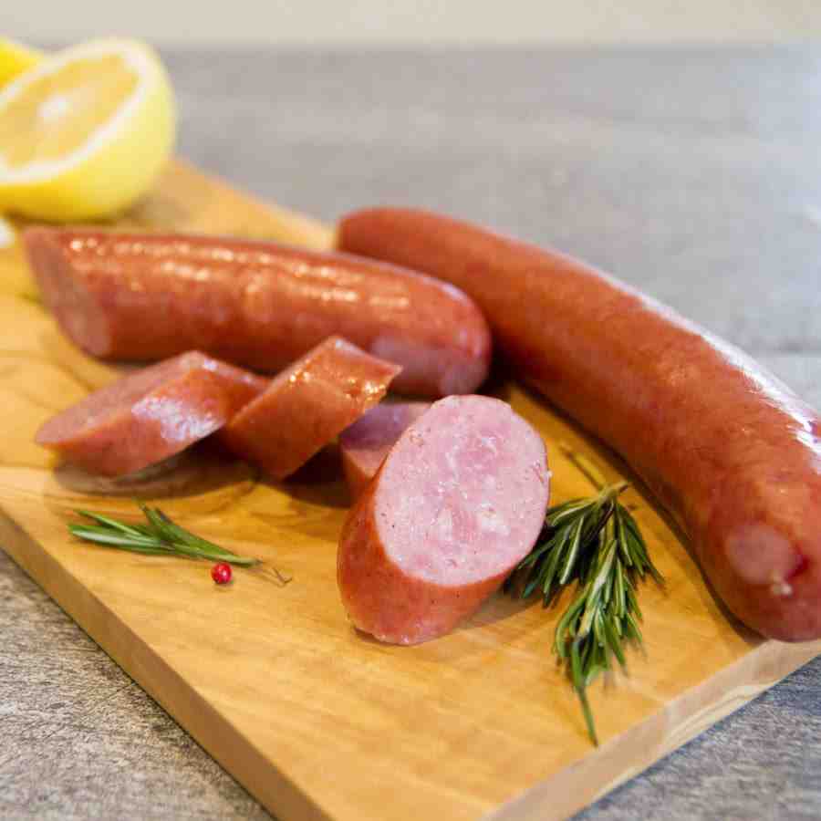 What is the difference between Polish sausage and smoked sausage?