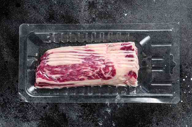 Can humans survive on raw meat?