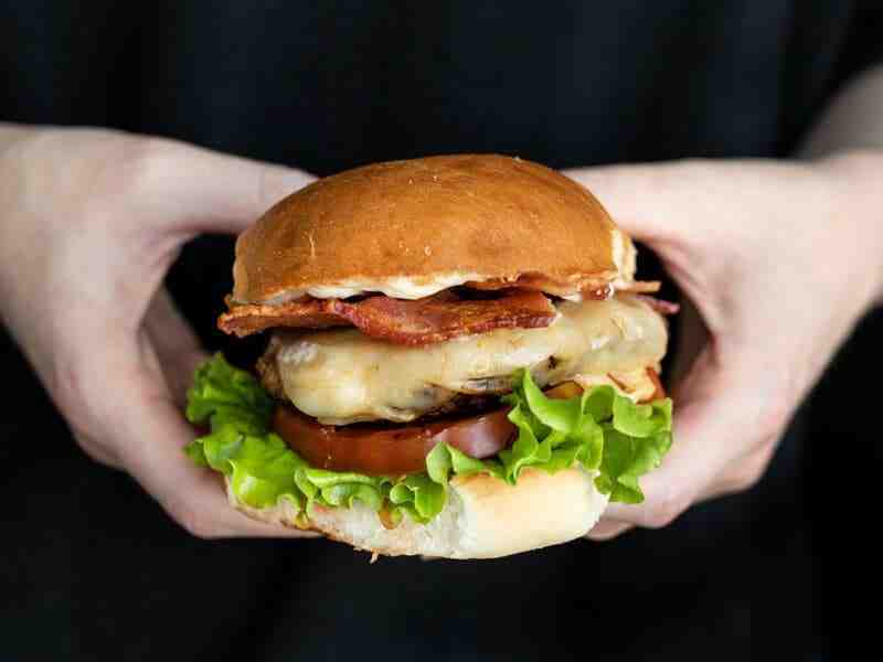 Can you cook bacon and burgers together?