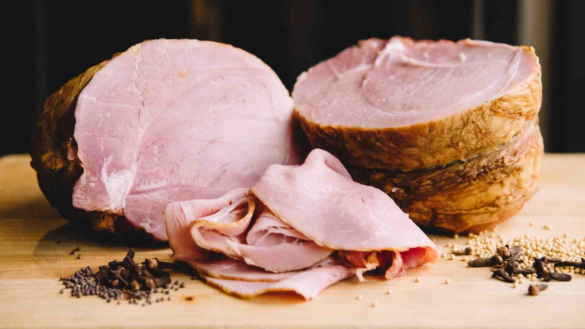 How do I know if my ham is raw or cooked?