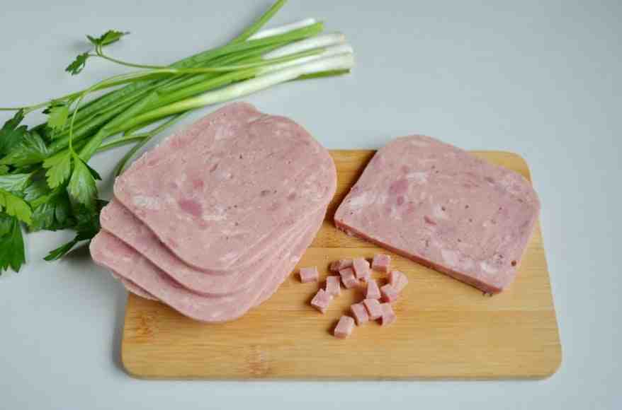 How do you keep lunch meat from getting slimy?
