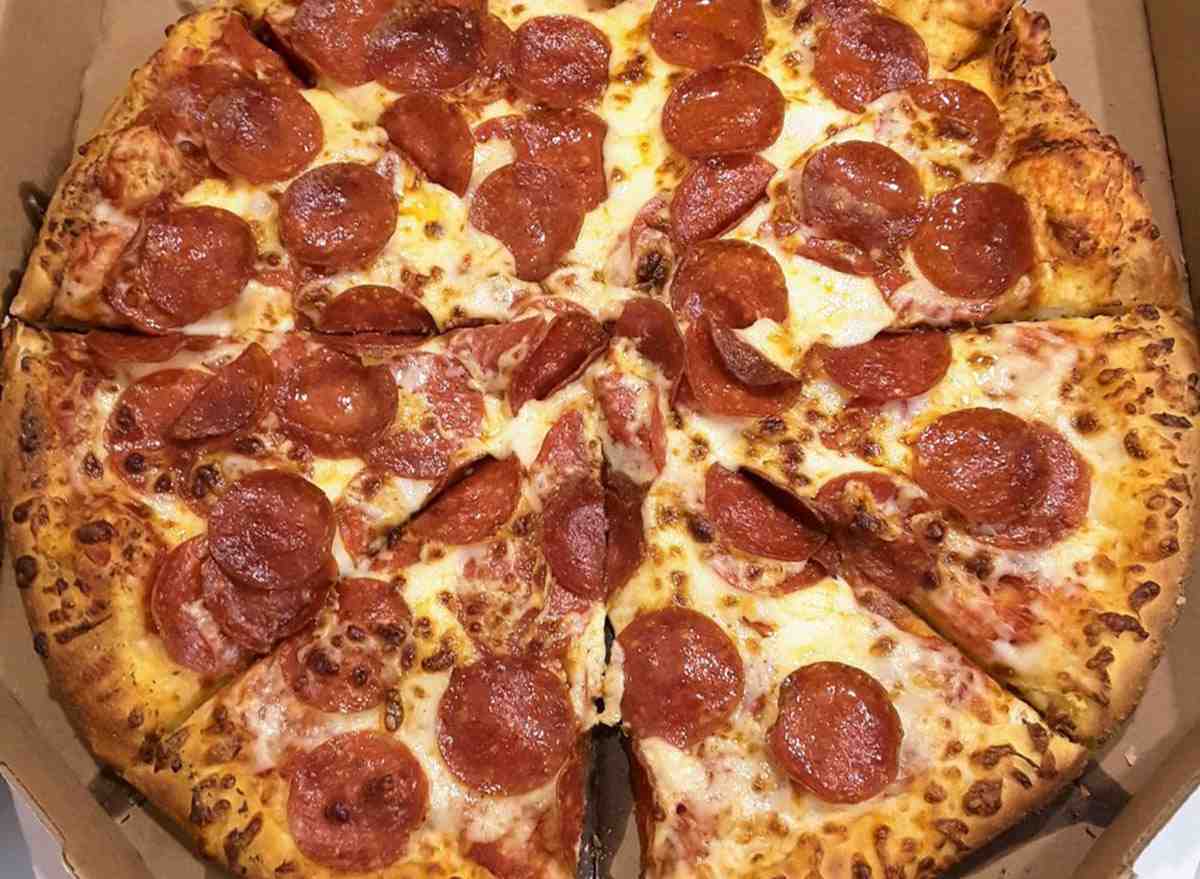 What Is Pepperoni Made Of In Dominos? - Kintoa Ham