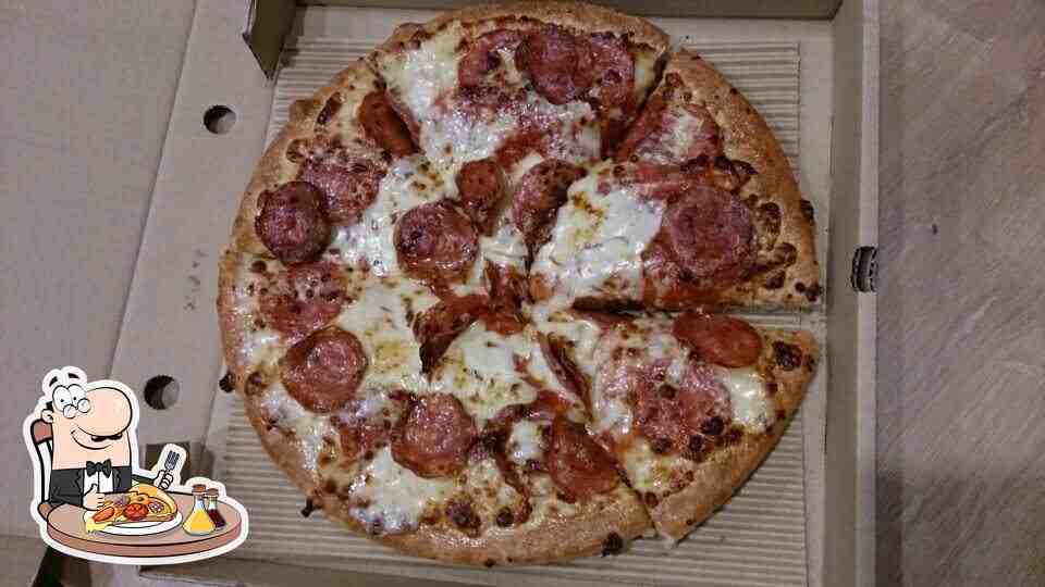 What is Pizza Hut pepperoni made of?