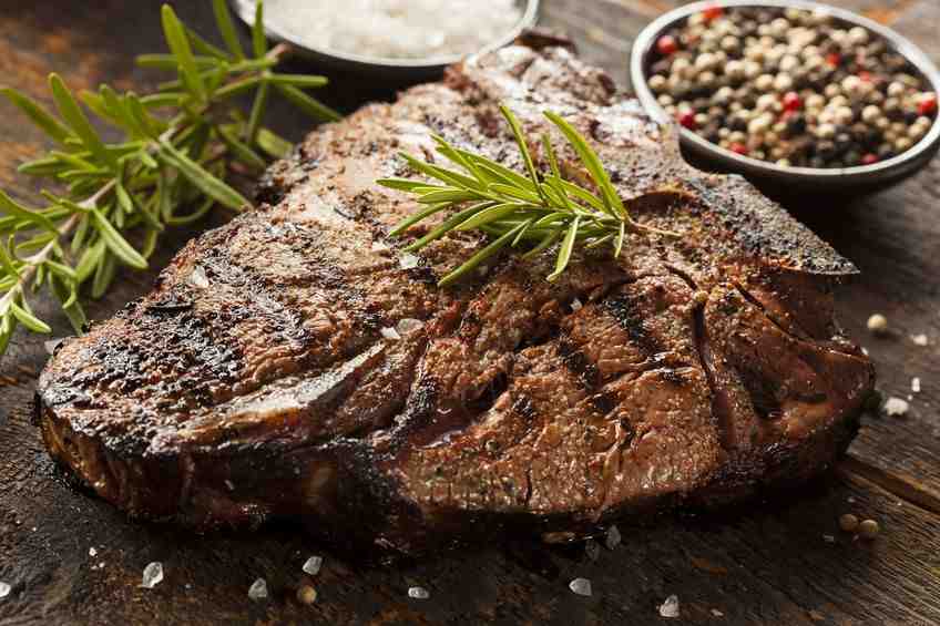 What is the difference between a tomahawk steak and a ribeye?