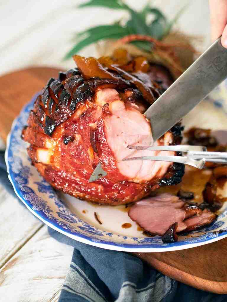 What is the difference between gammon and ham?