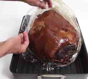 How long do you bake a 9 pound ham?