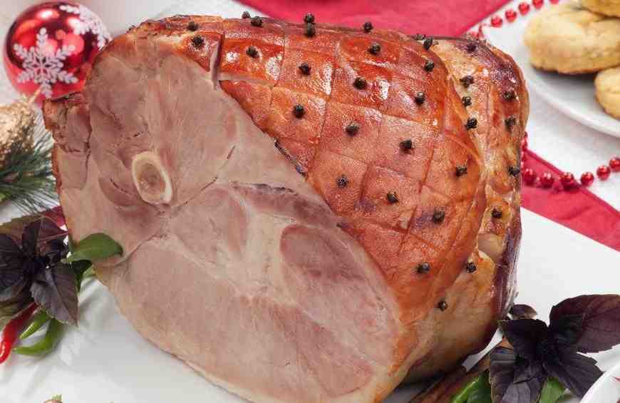 What is the difference between a whole ham and a half ham?
